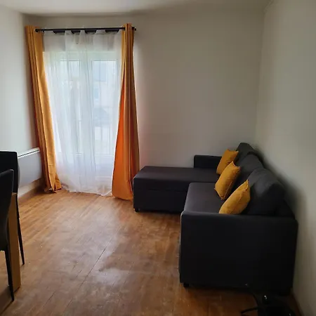Pres De La Gare Avec 2 Apartment